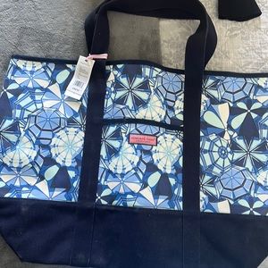 Umbrella print large tote